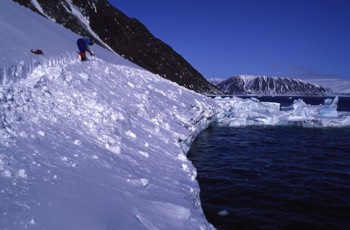  Sandy Briggs making a coastal pathway 