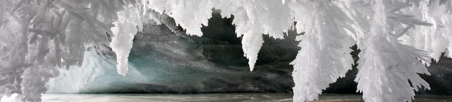 Ice cryatal cave
